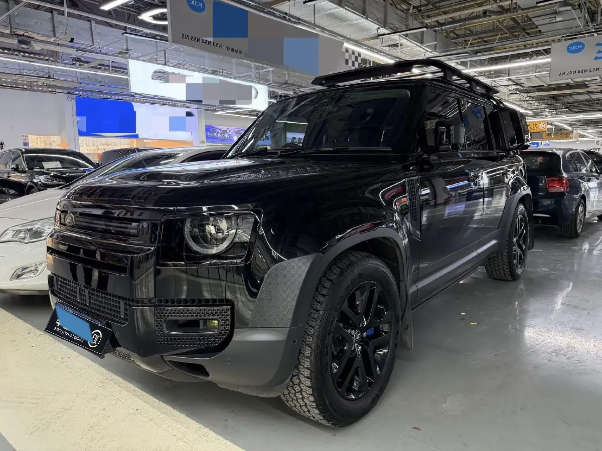 2024 Land Rover Defender 3.0T 400HP L6 8AT