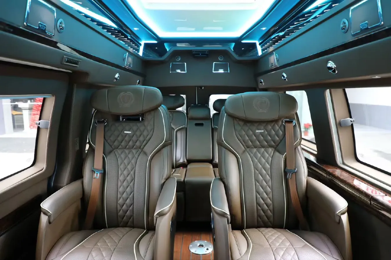 2014 GMC SAVANA 6.0L 328HP V8 6AT,autocango,china used car exporter,china ev exporter,chinese used car exporter,chinese used ev exporter