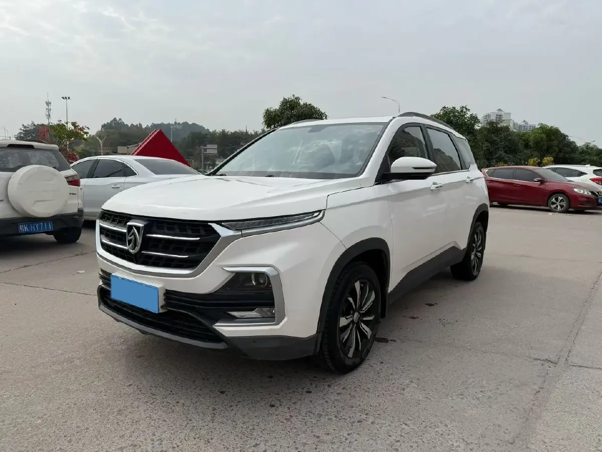2019 BaoJun 530 1.5T 151HP L4 CVT
