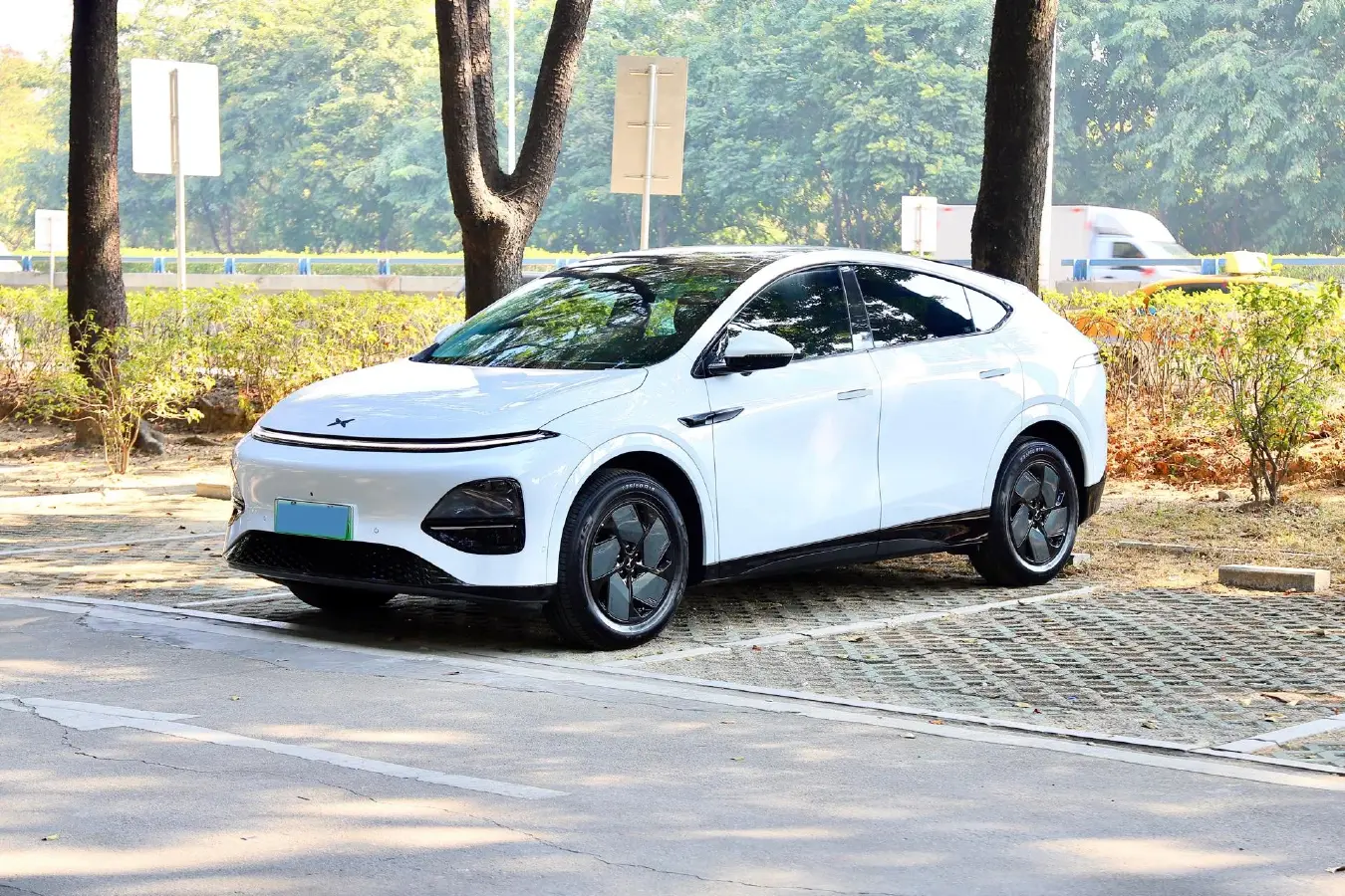 2025 Xpeng G6 BEV 68.5KWH