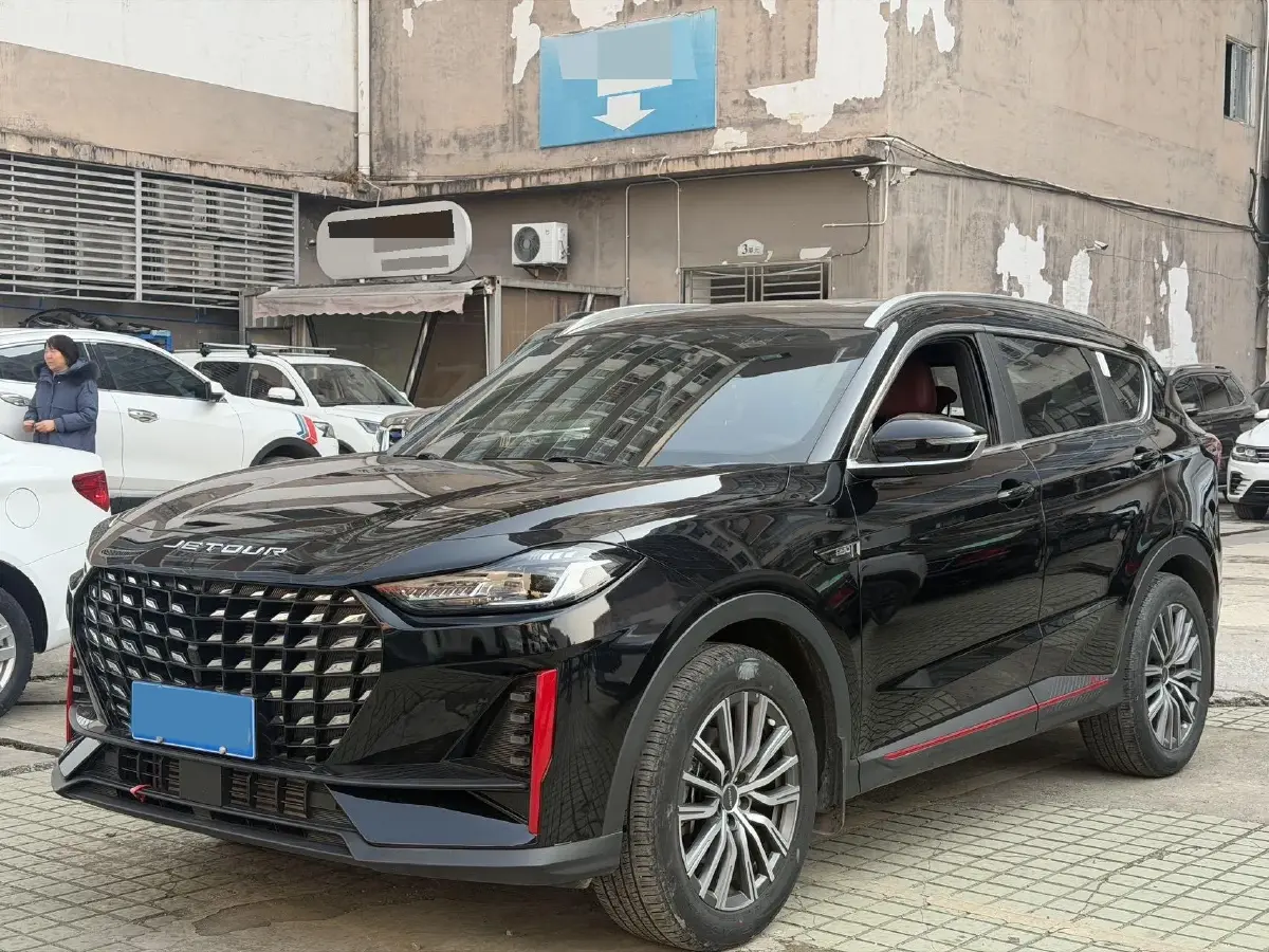 2023 Jetour X70 Plus 1.5T 156HP L4 6MT