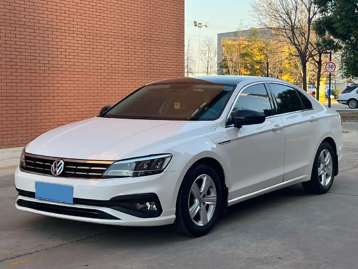 2019 Volkswagen Lamando 1.4T 131HP L4 7DCT