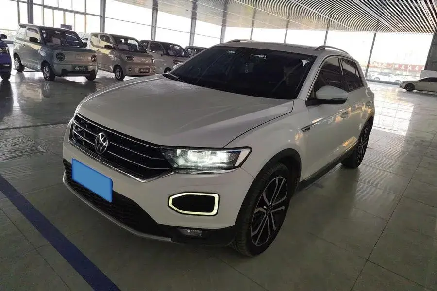 2021 Volkswagen T-Roc 1.4T 150HP L4 7DCT