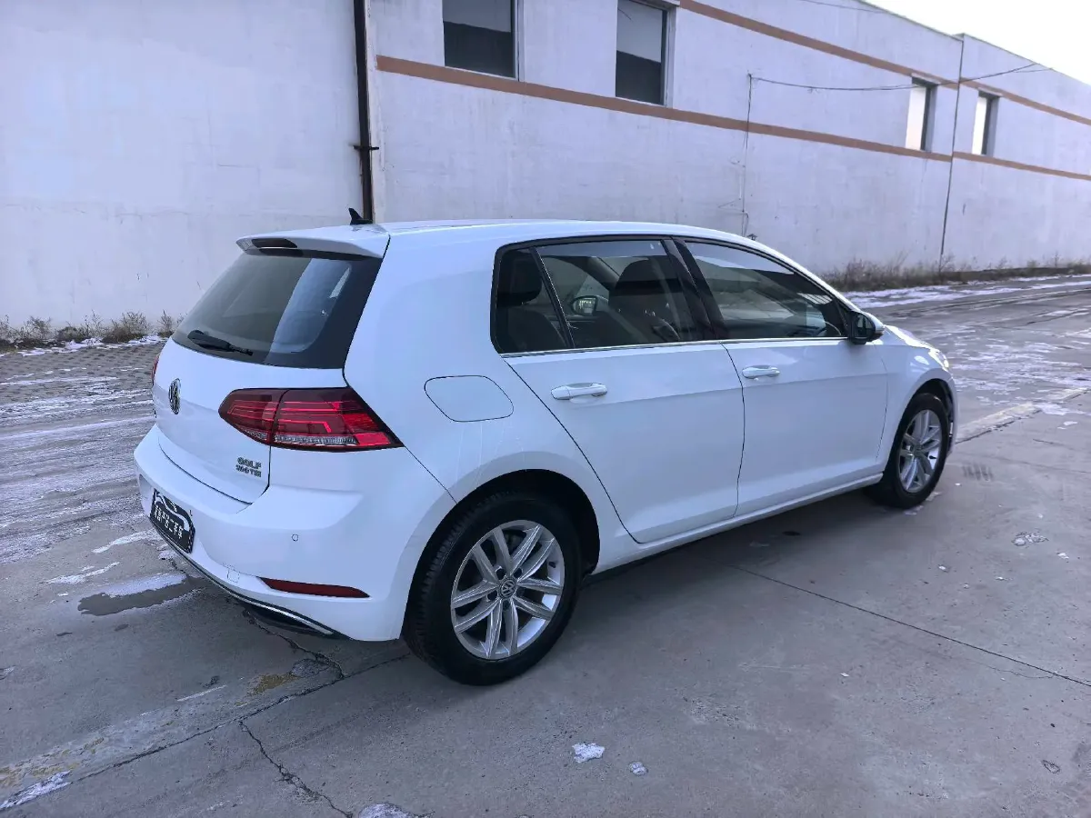2019 Volkswagen Golf 1.2T 116HP L4 7DCT,autocango,china used car exporter,china ev exporter,chinese used car exporter,chinese used ev exporter