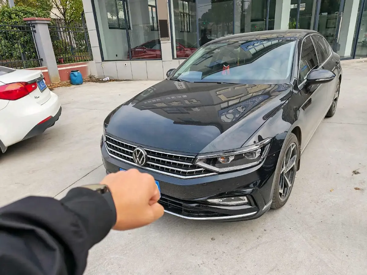 2023 Volkswagen Magotan 2.0T 186HP L4 7DCT