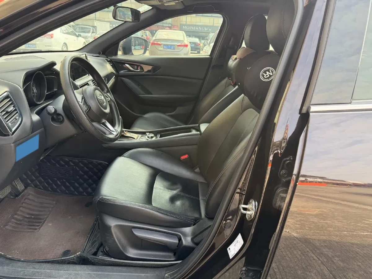 2020 Mazda CX-4 2.0L 158HP L4 6AT,autocango,china used car exporter,china ev exporter,chinese used car exporter,chinese used ev exporter