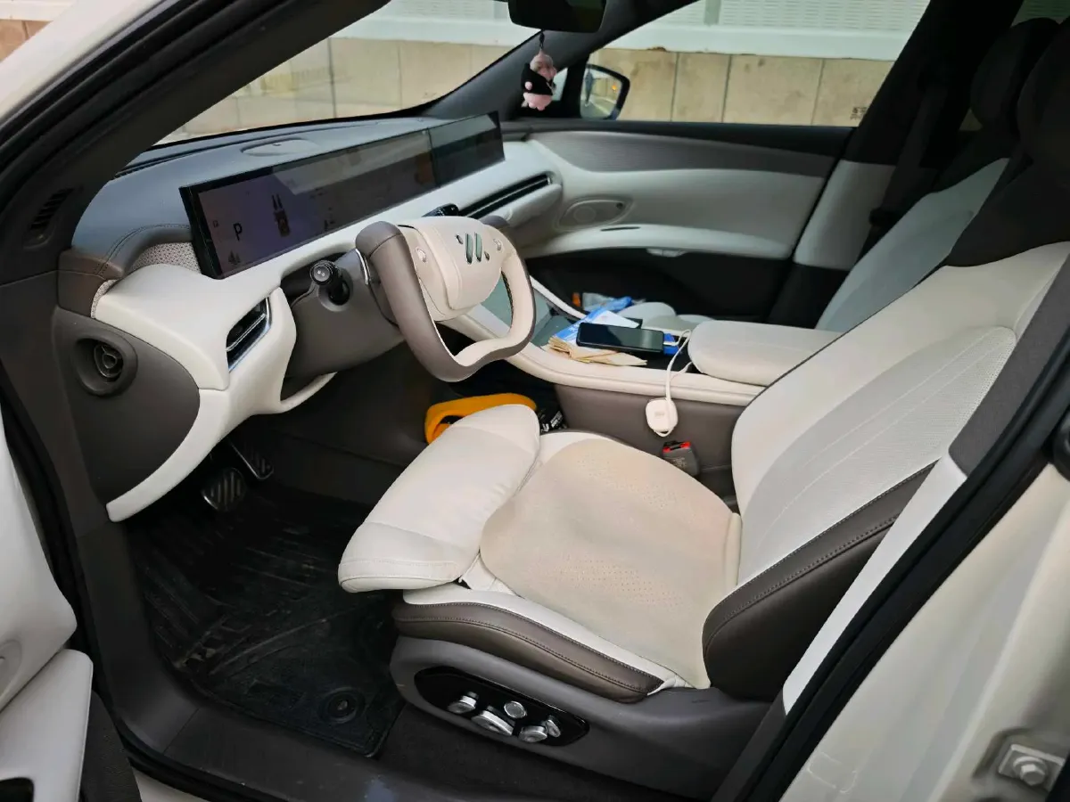 2023 IM LS7 BEV 90KWH,autocango,china used car exporter,china ev exporter,chinese used car exporter,chinese used ev exporter