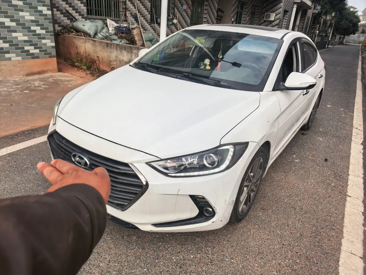 2016 Hyundai Elantra 1.6L 130HP L4 6AT