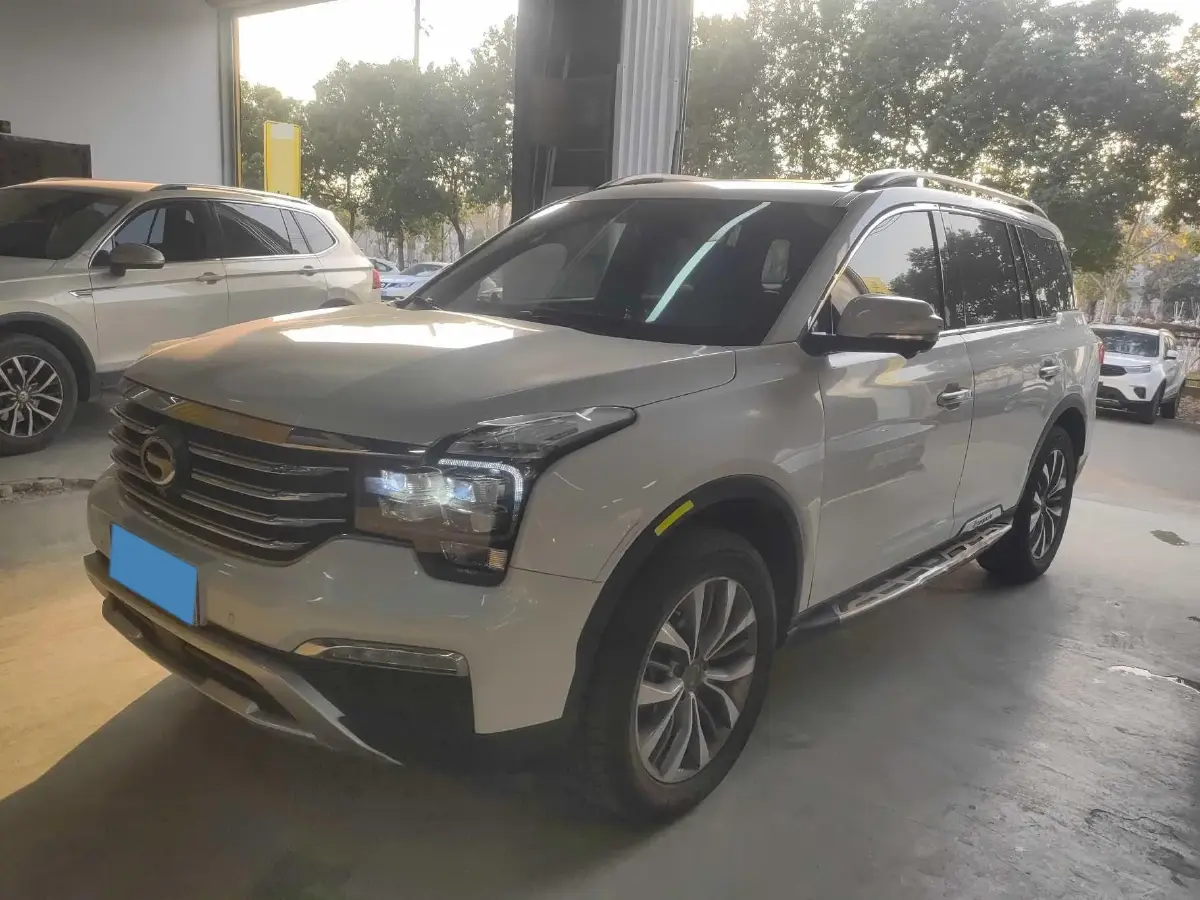 2017 GAC Trumpchi GS8 2.0T 201HP L4 6AT