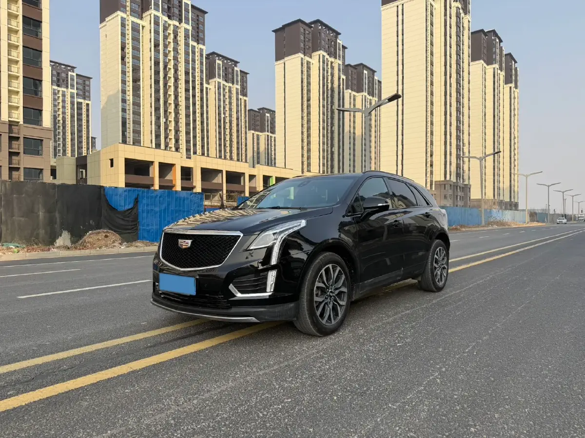 2022 Cadillac XT5 2.0T 237HP L4 9AT