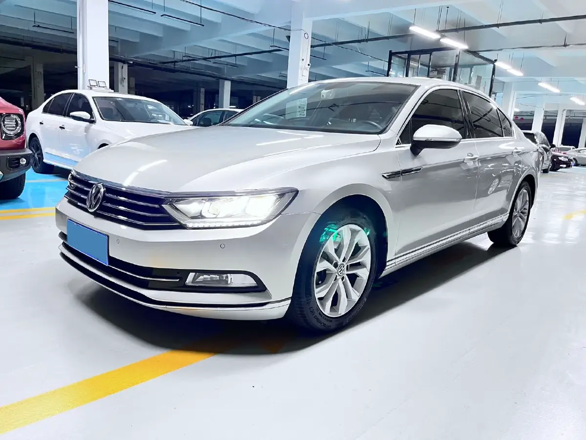 2019 Volkswagen Magotan 2.0T 186HP L4 7DCT