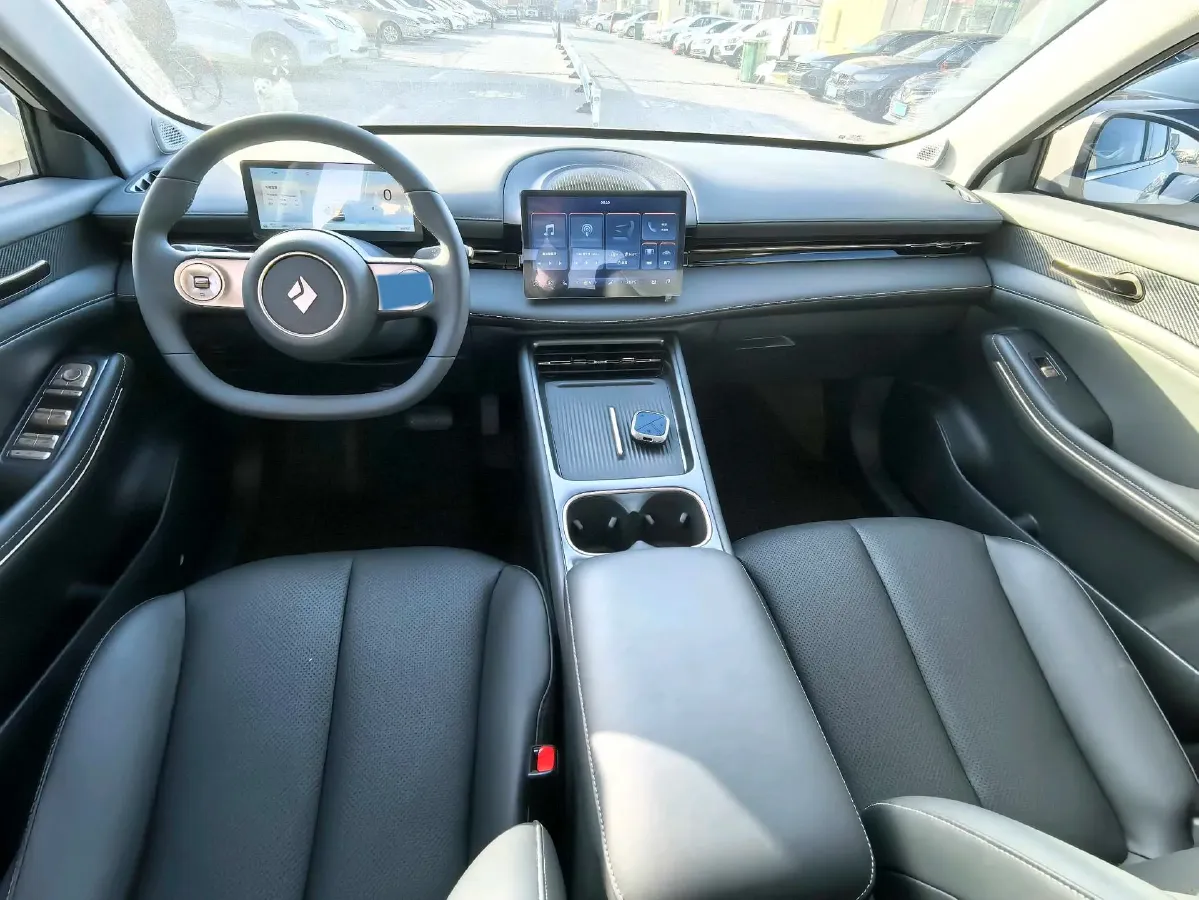 2026 BaoJun E6 BEV,autocango,china used car exporter,china ev exporter,chinese used car exporter,chinese used ev exporter