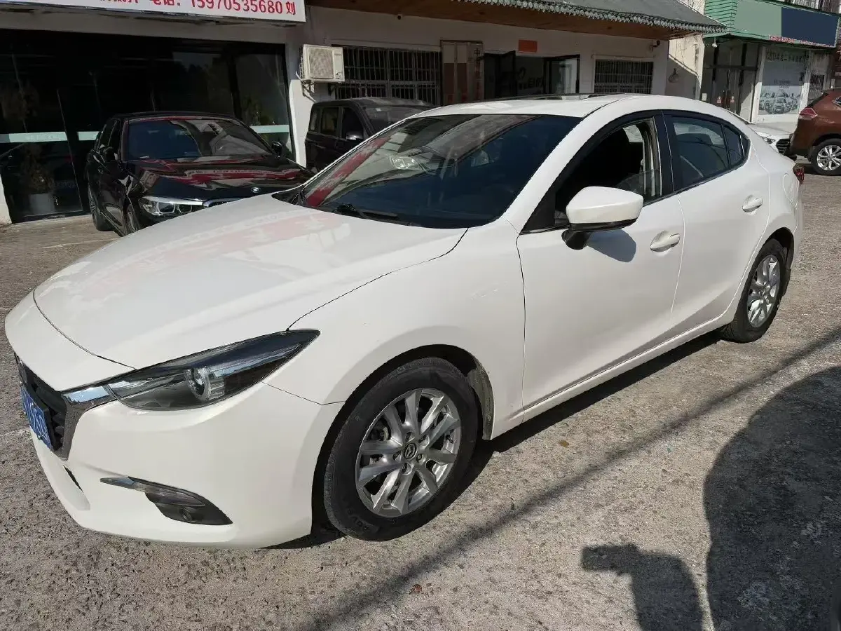2017 Mazda 3 Axela 1.5L 117HP L4 6AT