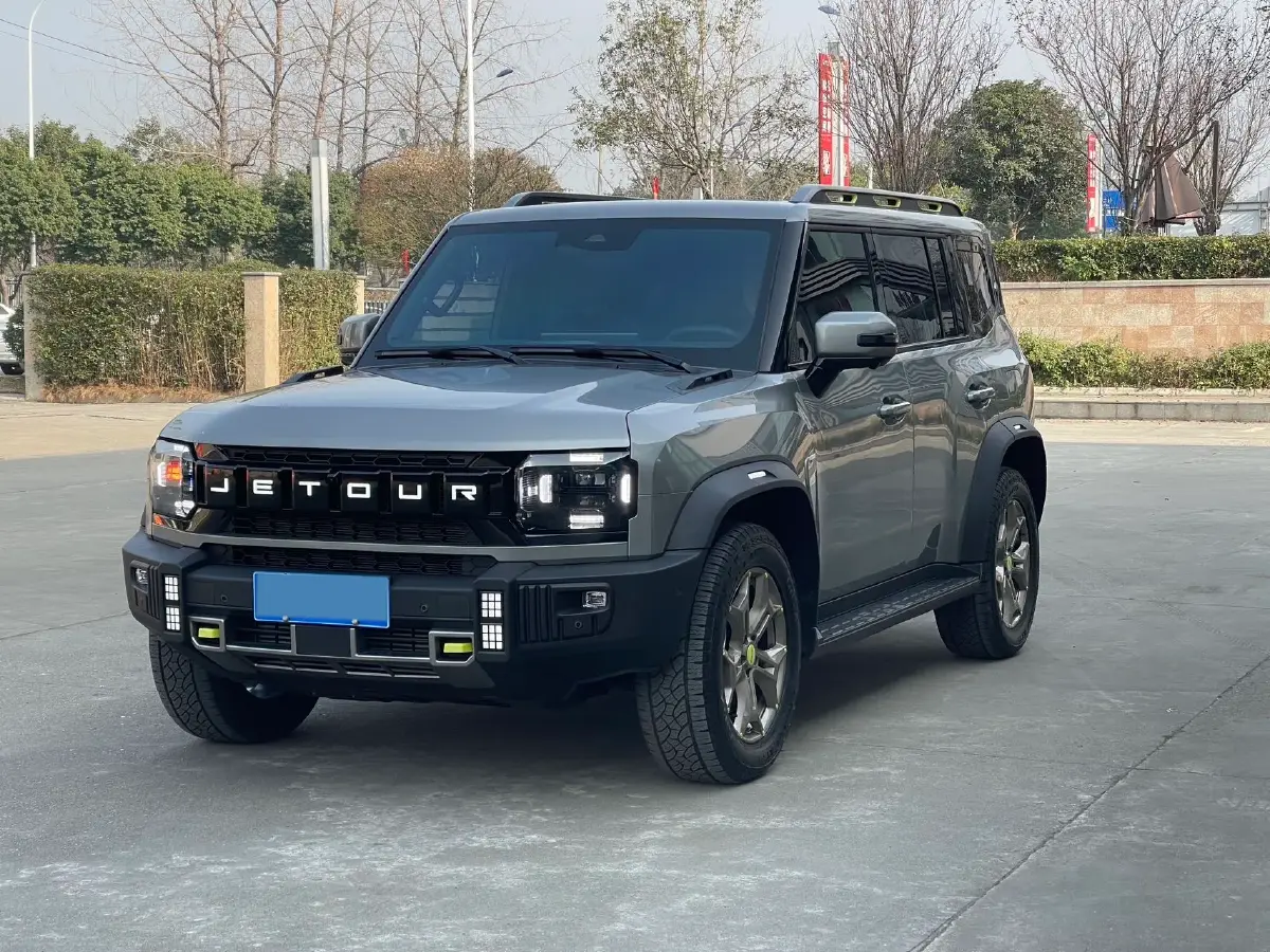 2023 Jetour Traveller 2.0T 254HP L4 8AT