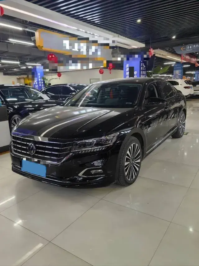 2020 Volkswagen Passat 2.0T 220HP L4 7DCT
