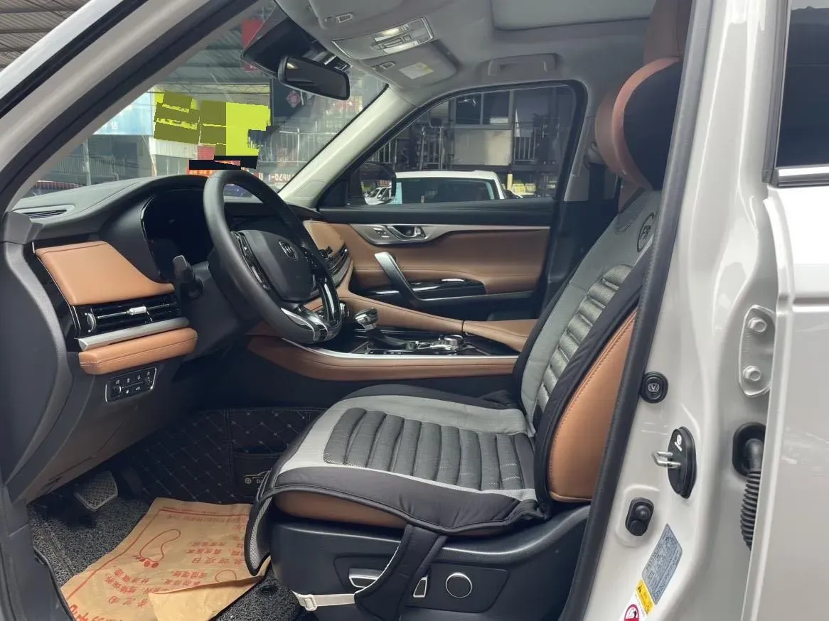 2021 ChangAn CS95 2.0T 233HP L4 6AT,autocango,china used car exporter,china ev exporter,chinese used car exporter,chinese used ev exporter