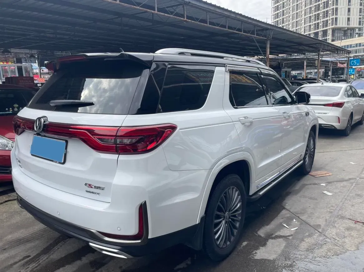 2021 ChangAn CS95 2.0T 233HP L4 6AT,autocango,china used car exporter,china ev exporter,chinese used car exporter,chinese used ev exporter