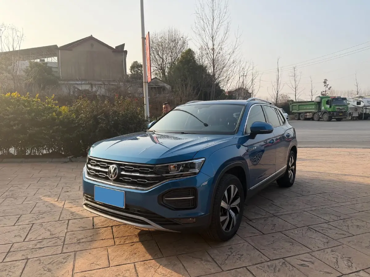 2020 Volkswagen Tayron 2.0T 186HP L4 7DCT