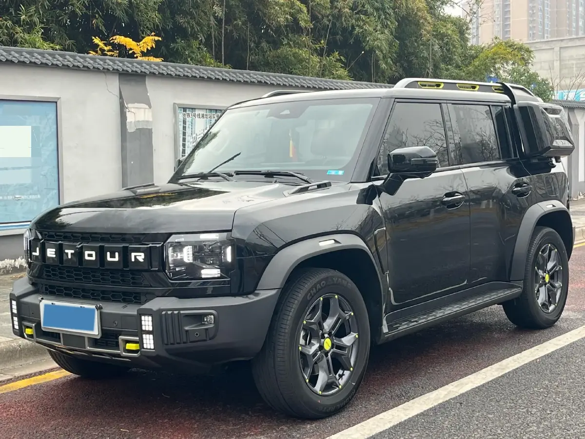 2023 Jetour Traveller 2.0T 254HP L4 7DCT