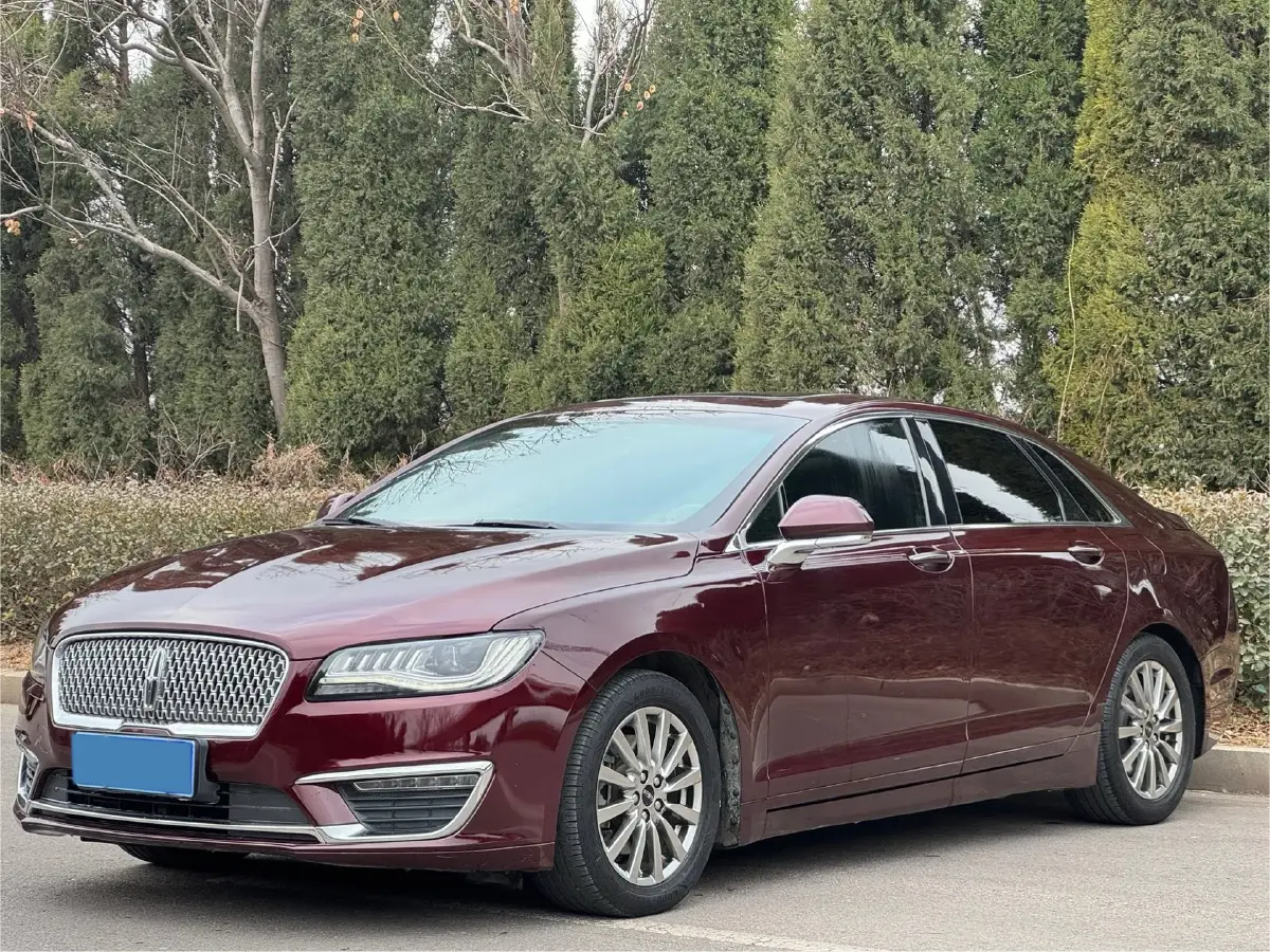 2018 Lincoln MKZ 2.0T 203HP L4 6AT