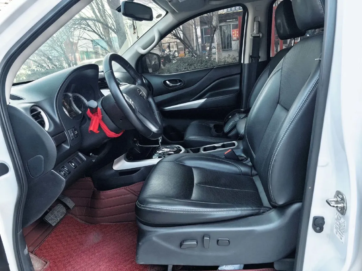 2021 Nissan Navara 2.5L 190HP L4 7AT,autocango,china used car exporter,china ev exporter,chinese used car exporter,chinese used ev exporter