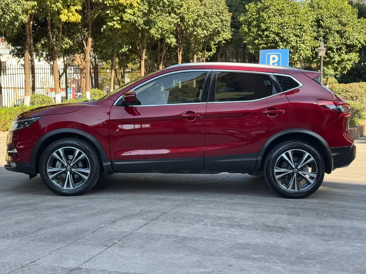 2021 Nissan Qashqai 2.0L 151HP L4 CVT,autocango,china used car exporter,china ev exporter,chinese used car exporter,chinese used ev exporter