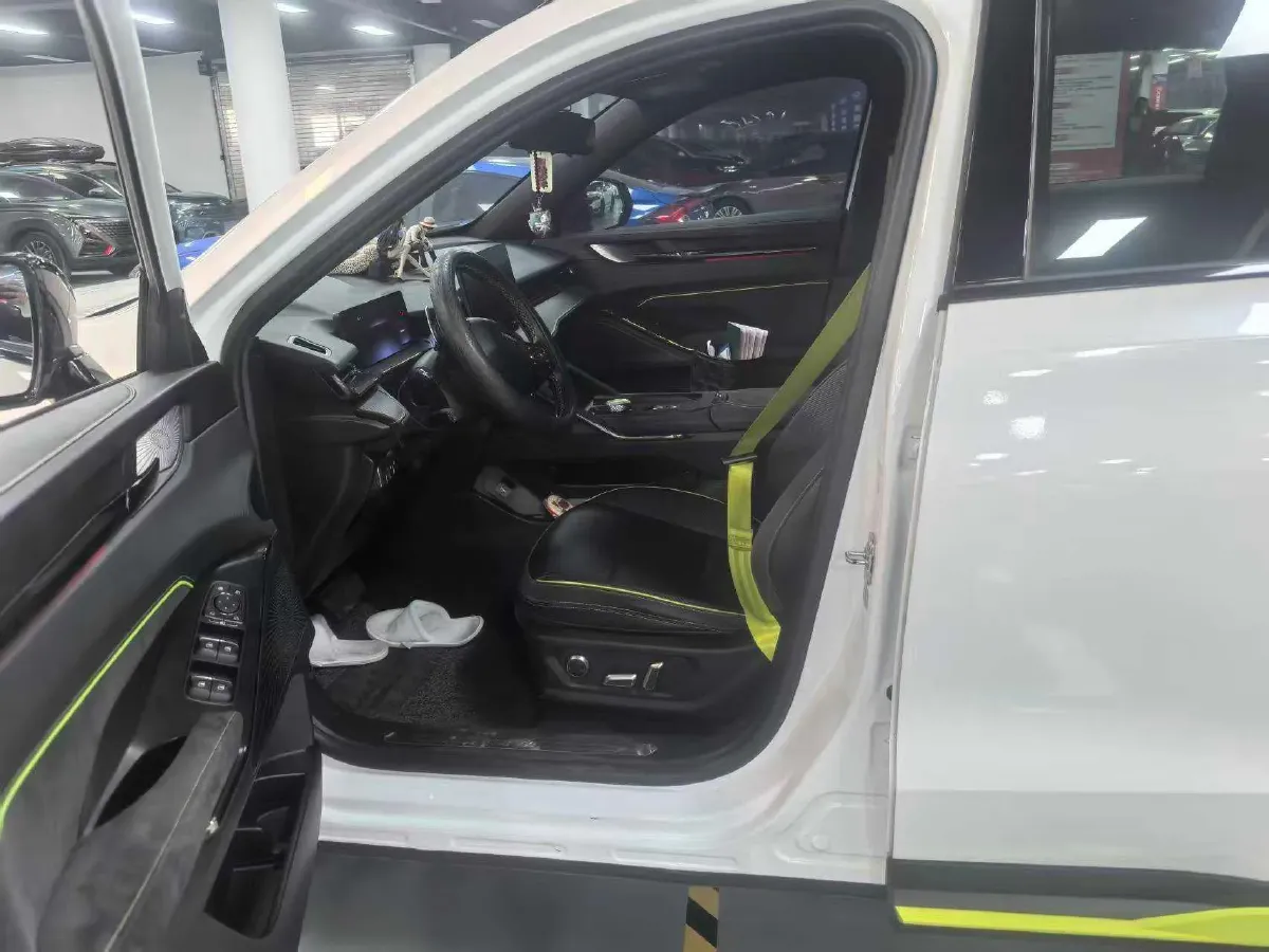 2022 Haval H6S 2.0T 211HP L4 7DCT,autocango,china used car exporter,china ev exporter,chinese used car exporter,chinese used ev exporter