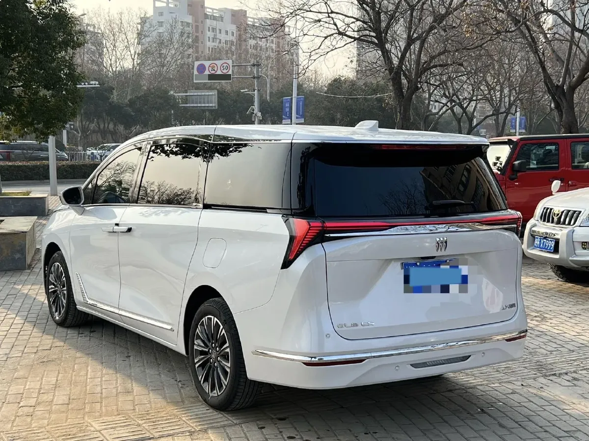 2025 Buick GL8 2.0T 237HP L4 9AT,autocango,china used car exporter,china ev exporter,chinese used car exporter,chinese used ev exporter
