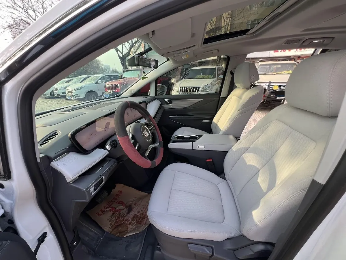 2025 Buick GL8 2.0T 237HP L4 9AT,autocango,china used car exporter,china ev exporter,chinese used car exporter,chinese used ev exporter