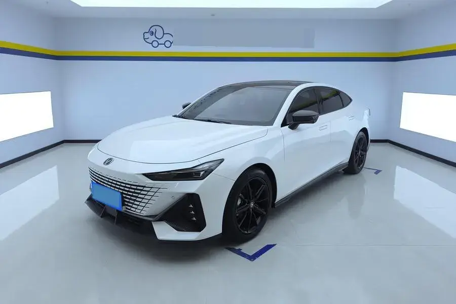 2022 ChangAn UNI-V 1.5T 188HP L4 7DCT