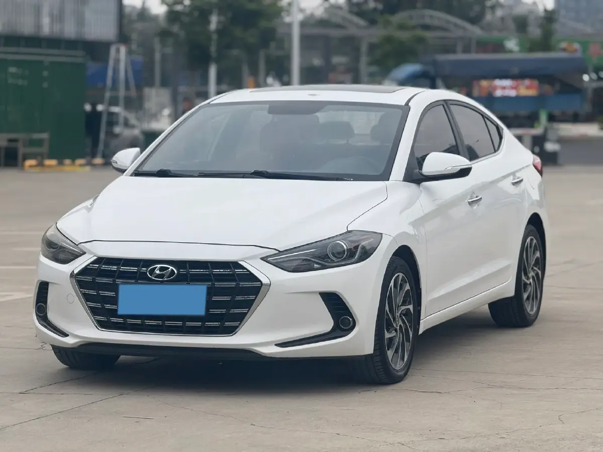2019 Hyundai Elantra 1.4T 130HP L4 7DCT