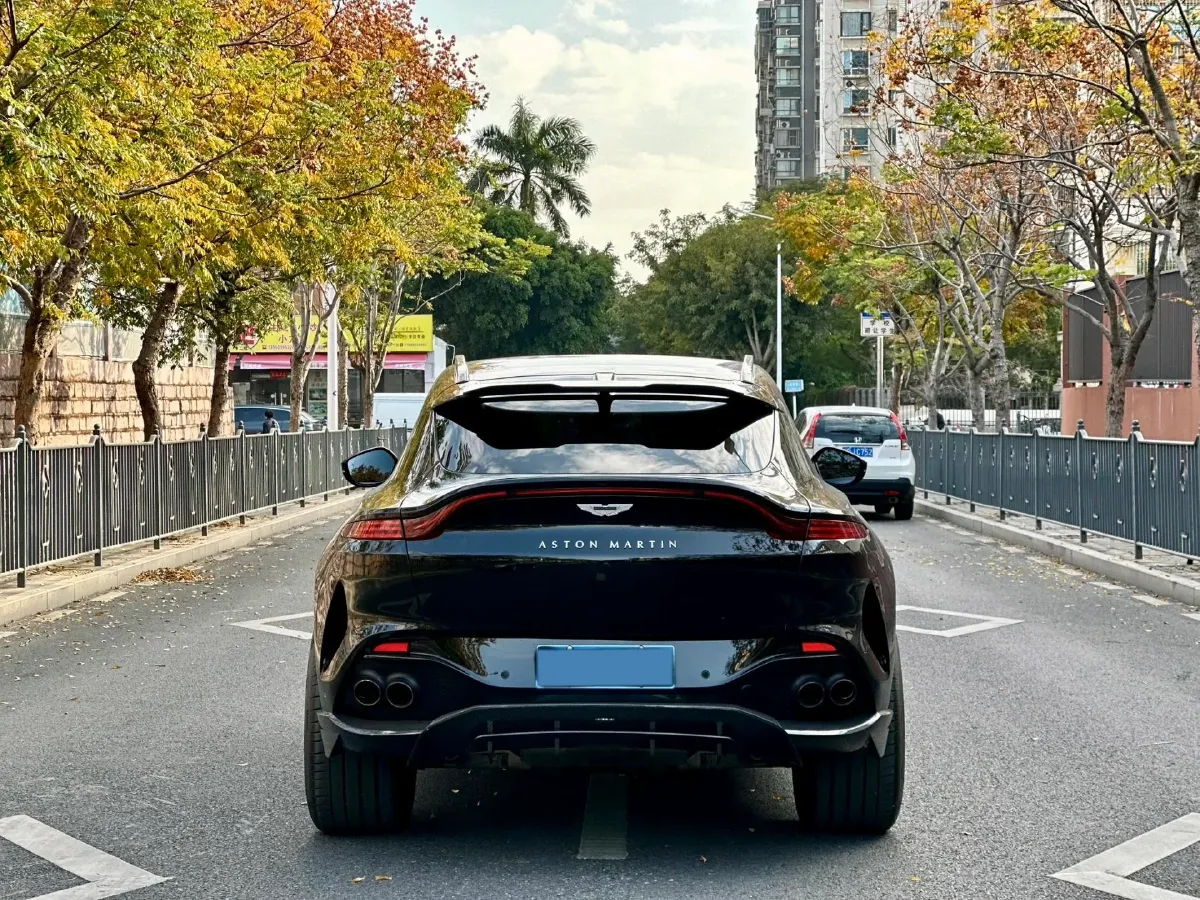 2020 Aston Martin DBX 4.0T 550HP V8 9AT,autocango,china used car exporter,china ev exporter,chinese used car exporter,chinese used ev exporter