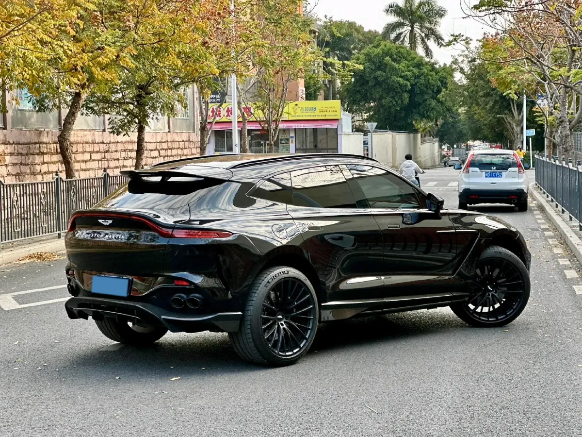 2020 Aston Martin DBX 4.0T 550HP V8 9AT,autocango,china used car exporter,china ev exporter,chinese used car exporter,chinese used ev exporter
