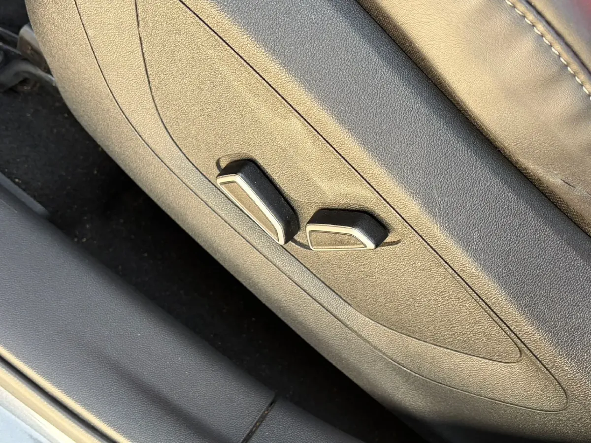 2022 ChangAn Oshan X7 Plus 1.5T 188HP L4 7DCT,autocango,china used car exporter,china ev exporter,chinese used car exporter,chinese used ev exporter