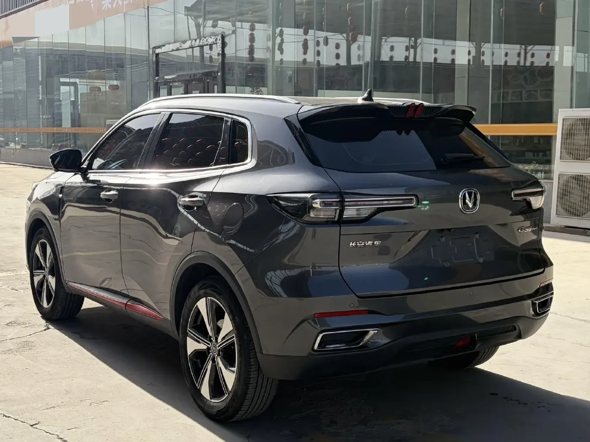 2022 ChangAn Oshan X7 Plus 1.5T 188HP L4 7DCT,autocango,china used car exporter,china ev exporter,chinese used car exporter,chinese used ev exporter