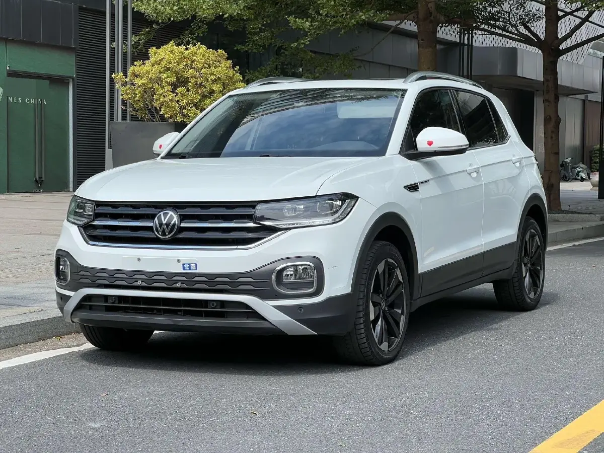 2023 Volkswagen Tacqua 1.2T 116HP L4 7DCT