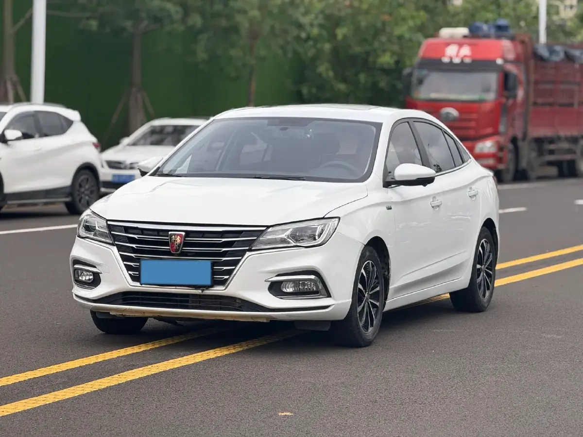 2019 Roewe i5 1.5L 120HP L4 CVT