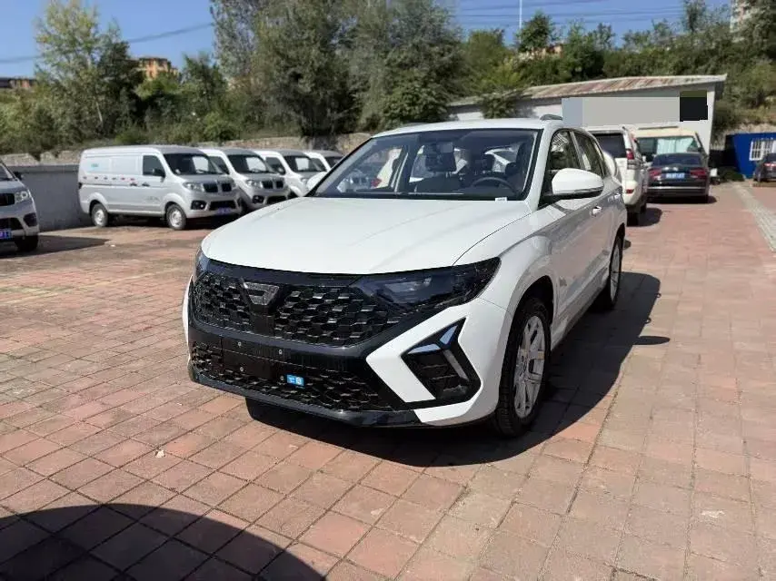 2026 LanDian E5 PLUS 1.5L 95HP L4 E-CVT PHEV