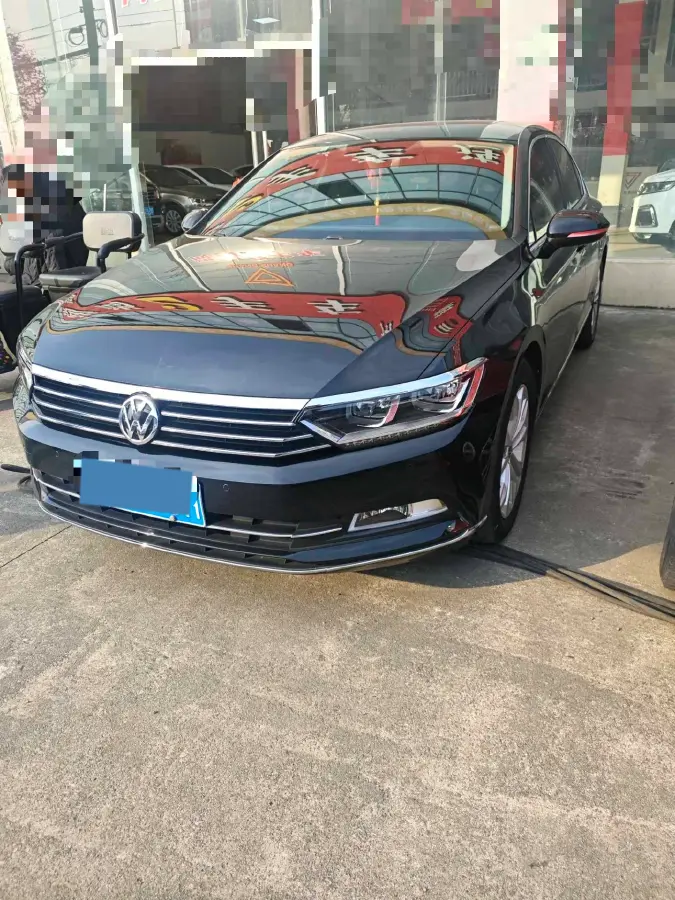 2018 Volkswagen Magotan 2.0T 220HP L4 7DCT