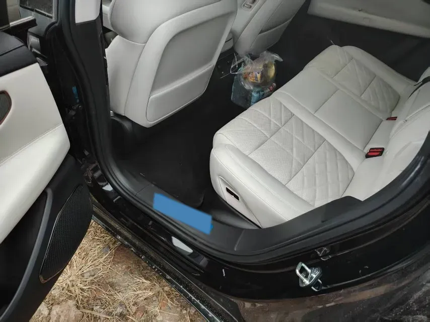 2025 LYNK&CO 10 EM-P 1.5T 163HP L4 3DHT PHEV,autocango,china used car exporter,china ev exporter,chinese used car exporter,chinese used ev exporter