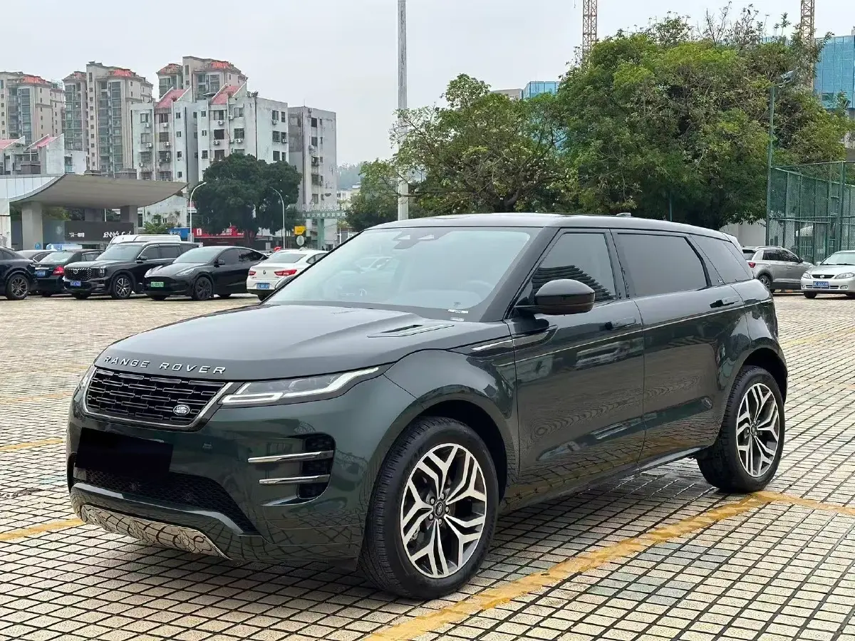 2024 Land Rover Range Rover Evoque 2.0T 249HP L4 9AT