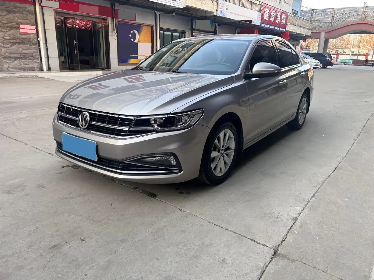 2020 Volkswagen Bora 1.5L 113HP L4 6AT