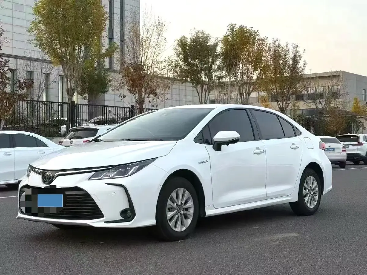 2021 Toyota Corolla 1.8L 98HP L4 E-CVT Hybrid