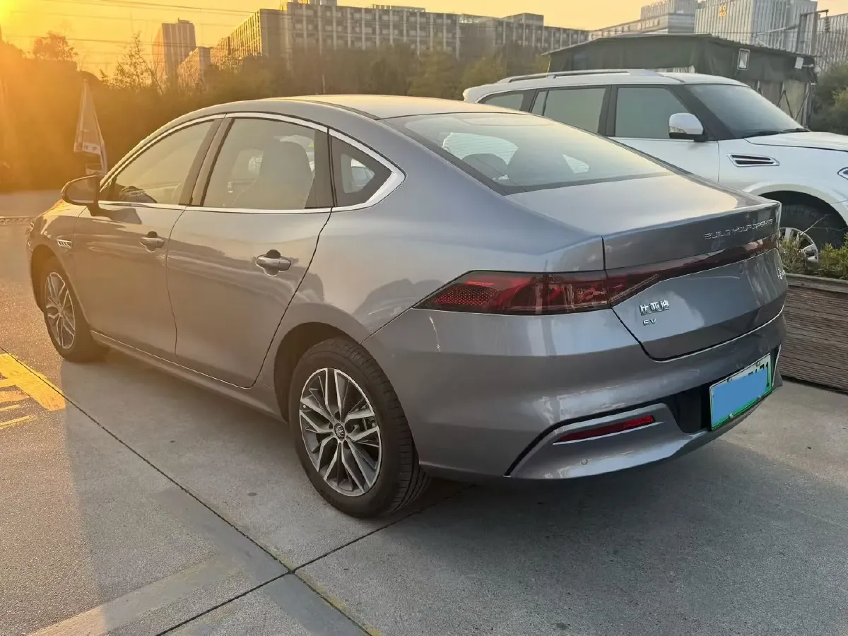 2025 BYD e7 BEV,autocango,china used car exporter,china ev exporter,chinese used car exporter,chinese used ev exporter