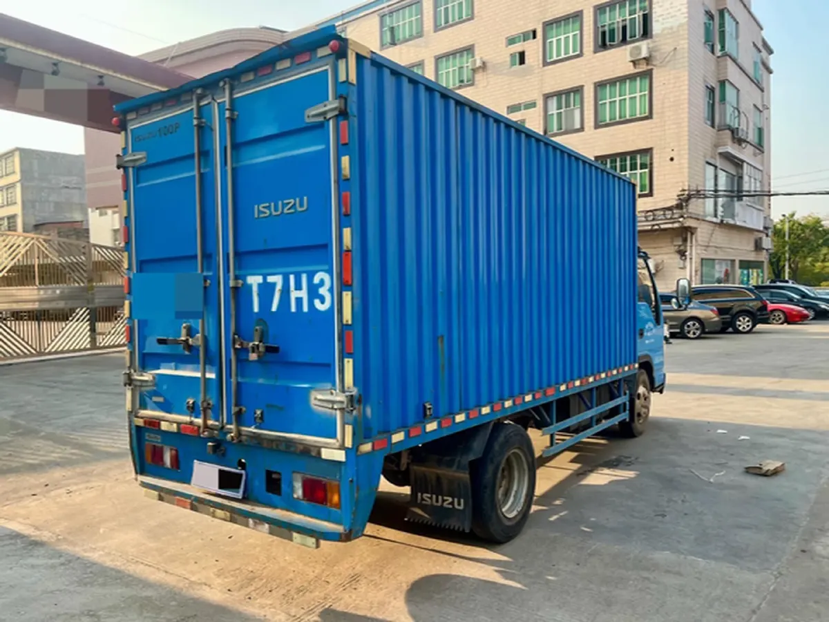 2016 Qoros 3 1.6L 126HP L4 6MT,autocango,china used car exporter,china ev exporter,chinese used car exporter,chinese used ev exporter