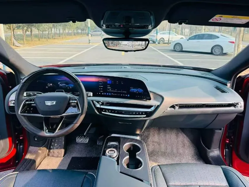 2022 Cadillac IQ Lyriq BEV 95.7KWH,autocango,china used car exporter,china ev exporter,chinese used car exporter,chinese used ev exporter