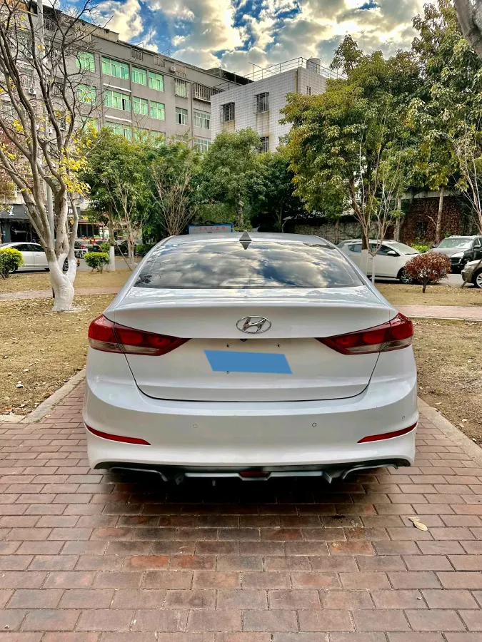 2016 Hyundai Elantra 1.6L 130HP L4 6AT,autocango,china used car exporter,china ev exporter,chinese used car exporter,chinese used ev exporter