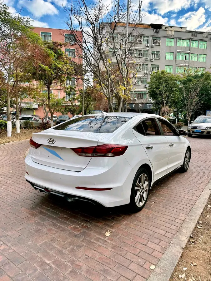 2016 Hyundai Elantra 1.6L 130HP L4 6AT,autocango,china used car exporter,china ev exporter,chinese used car exporter,chinese used ev exporter