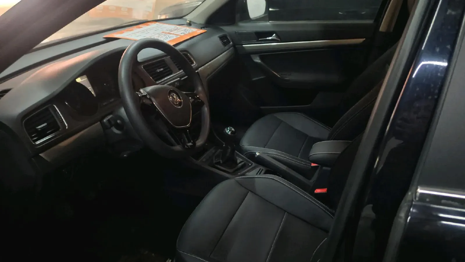 2017 Buick Excelle 1.5L 114HP L4 5MT,autocango,china used car exporter,china ev exporter,chinese used car exporter,chinese used ev exporter