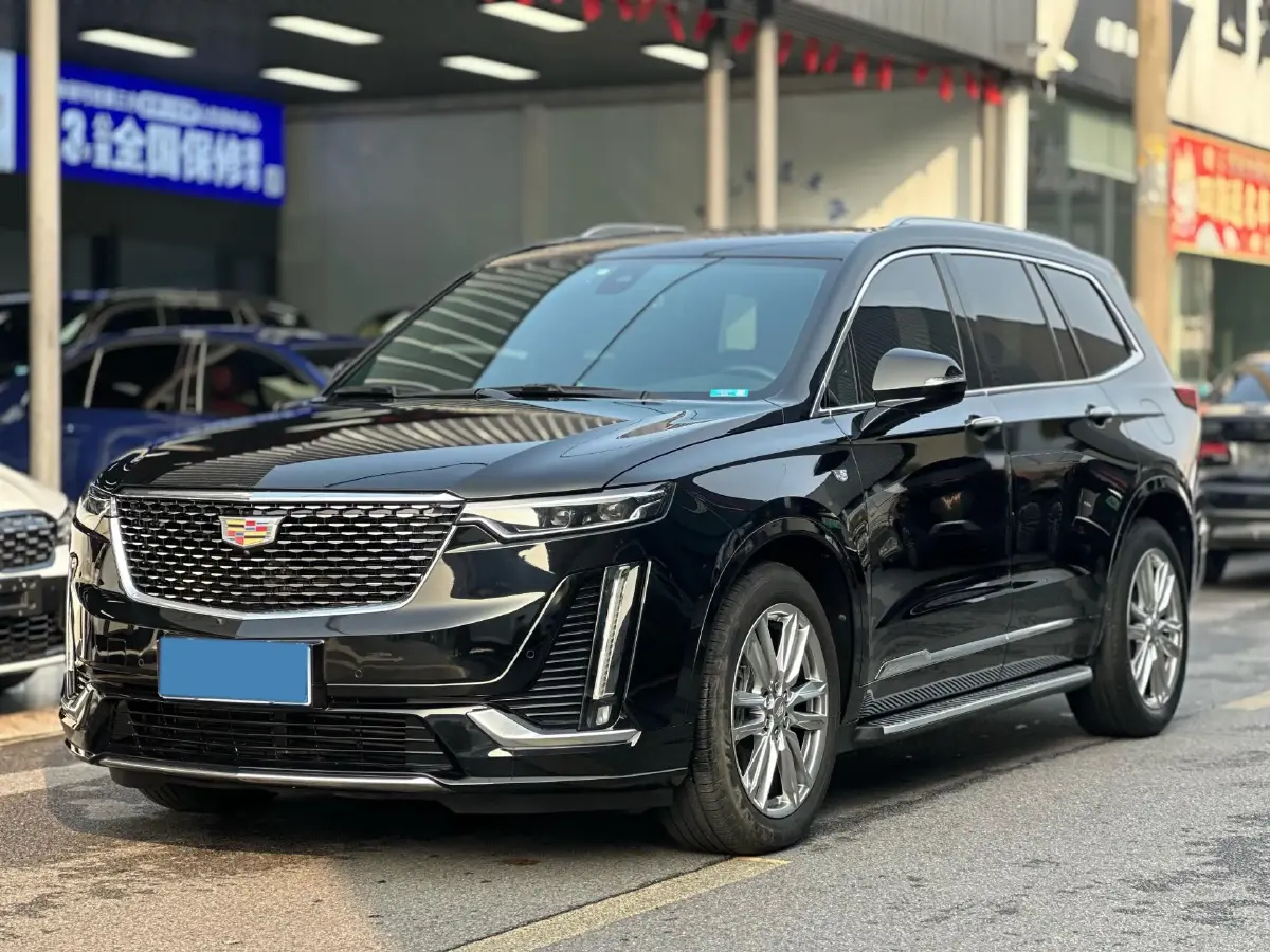 2022 Cadillac XT6 2.0T 237HP L4 9AT